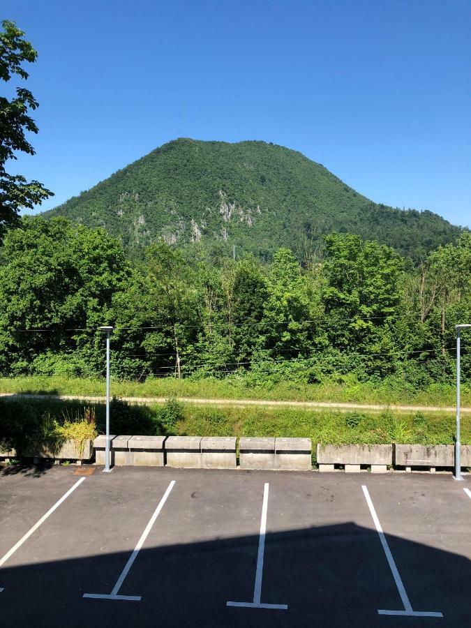 Garni Hotel Cirman Ljubljana Luaran gambar