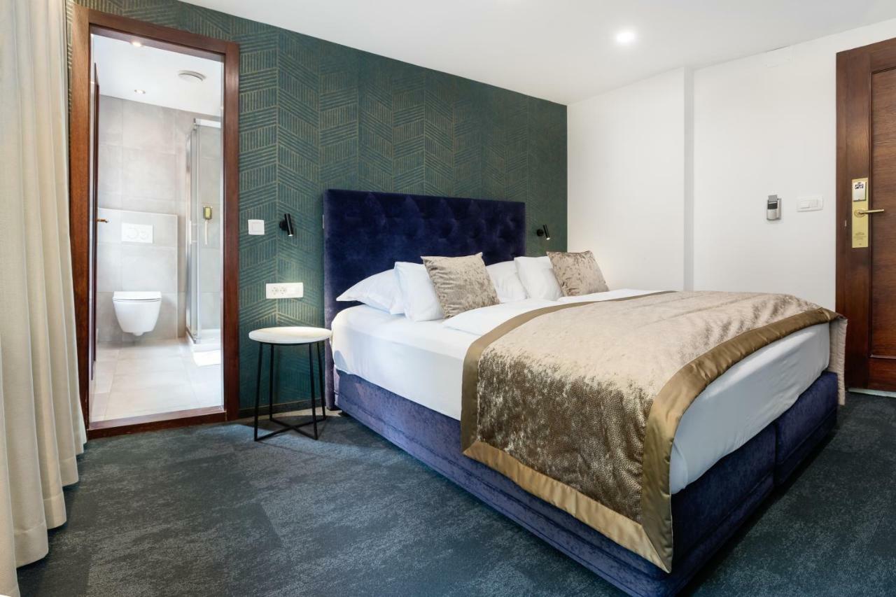 Garni Hotel Cirman Ljubljana Luaran gambar